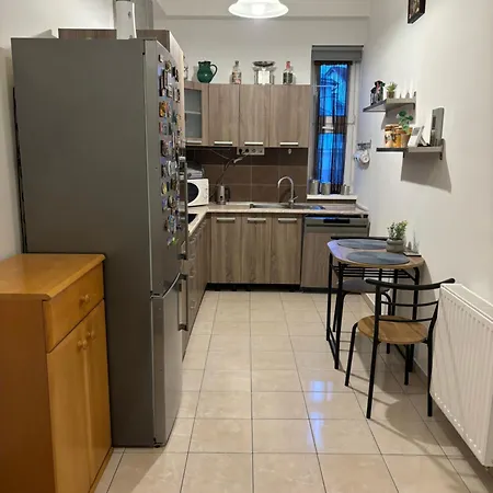 Platanwood Comforthome Апартаменты *